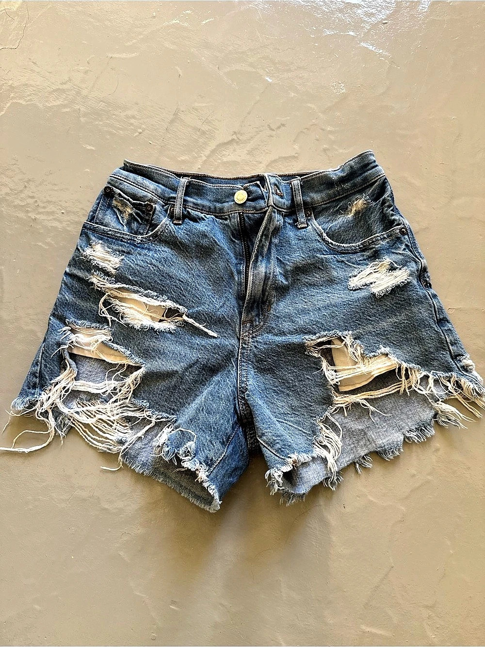 American Eagle Mom Denim Shorts Blue Size 2